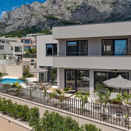 Azure Del Mar Makarska