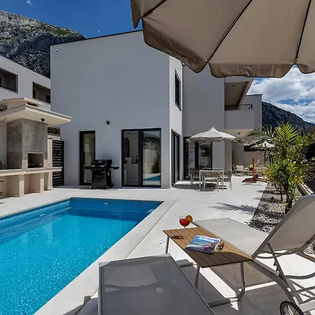 Azure Del Mar Villa